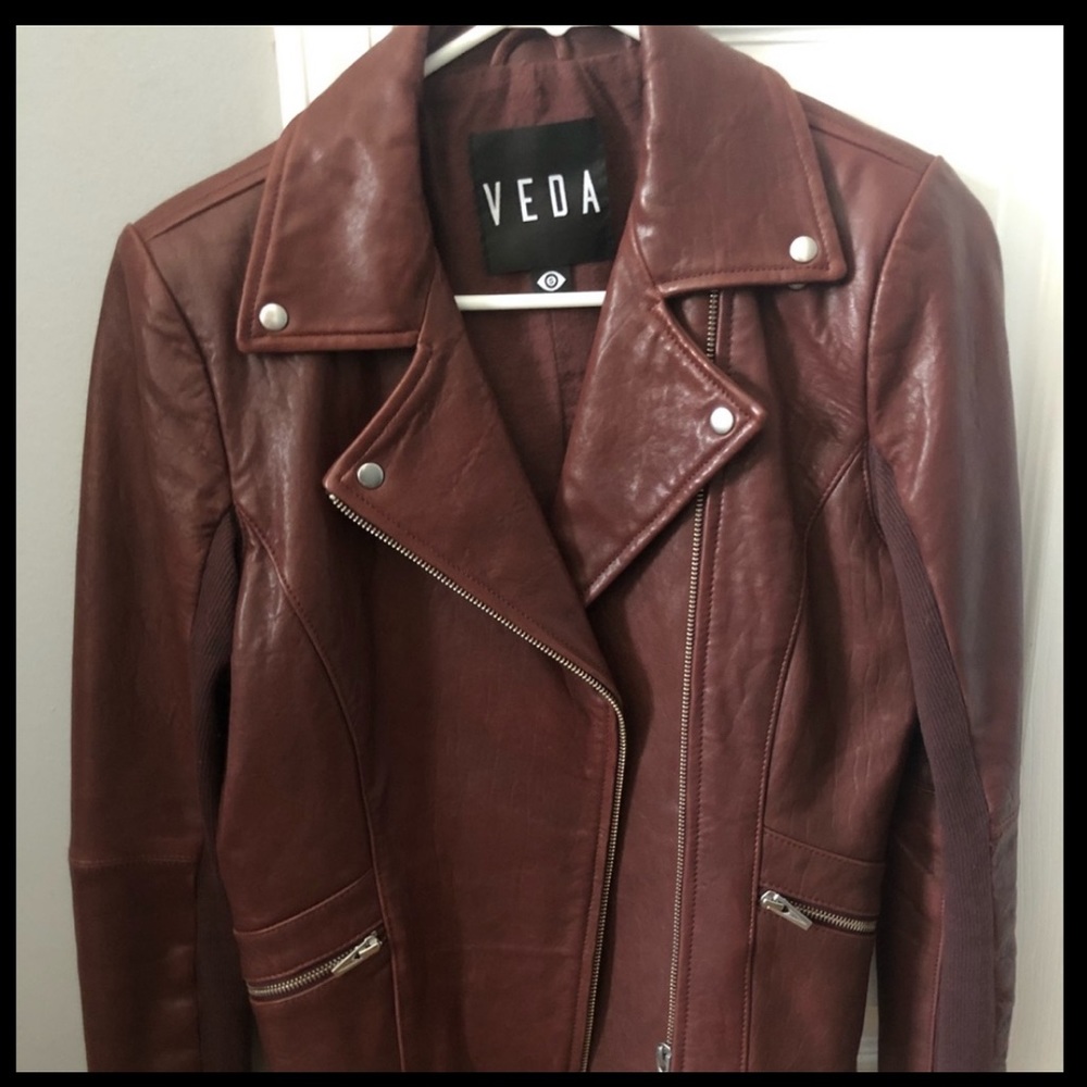 VEDA burgundy leather jacket